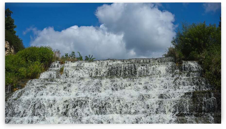 Thunder Bay Falls 21 by Tony Lacroix