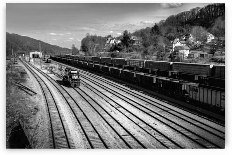 The Long Yard in Bluefield by Shelia Hunt Photography