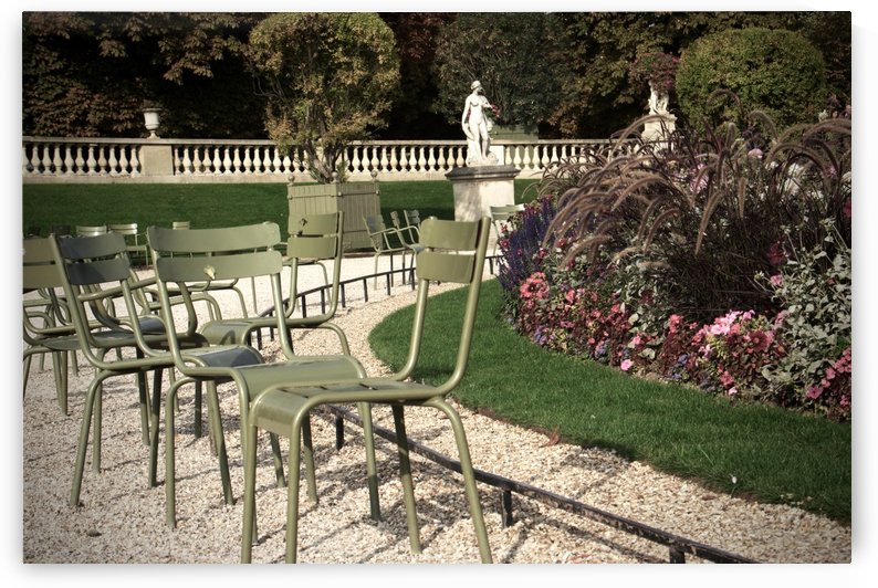 Chaises du Luxembourg   8 by Alain Harrus
