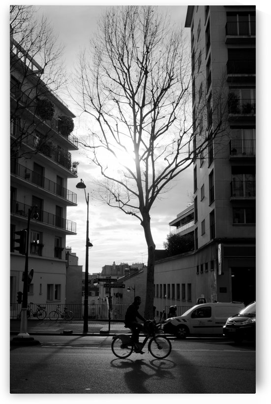Un Velo dans Belleville by Bill Osuch