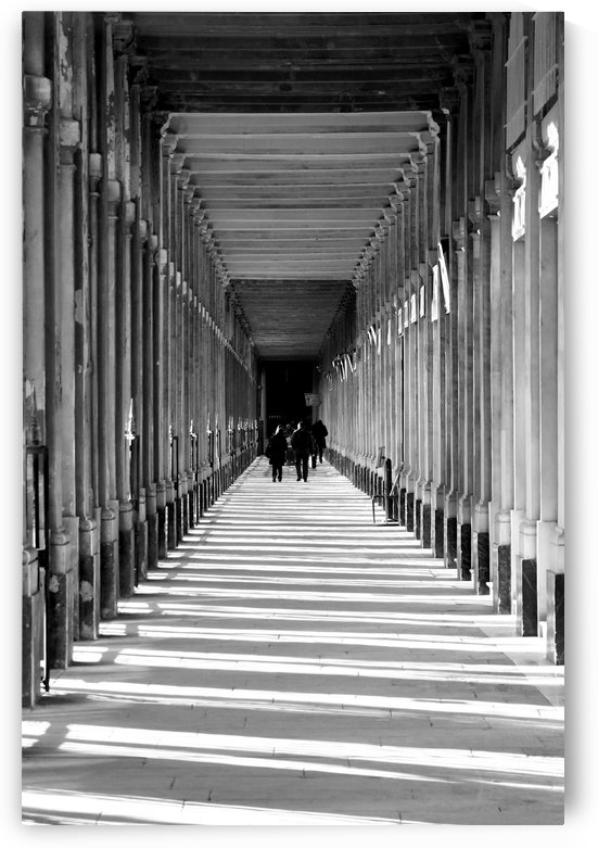 Les Arcades by Bill Osuch
