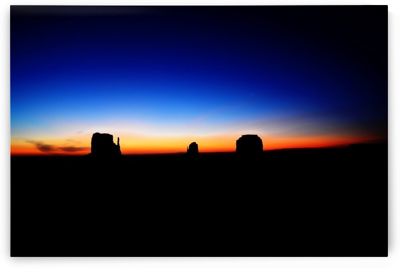 horizon silhouette light by ANA PAULA RIUS