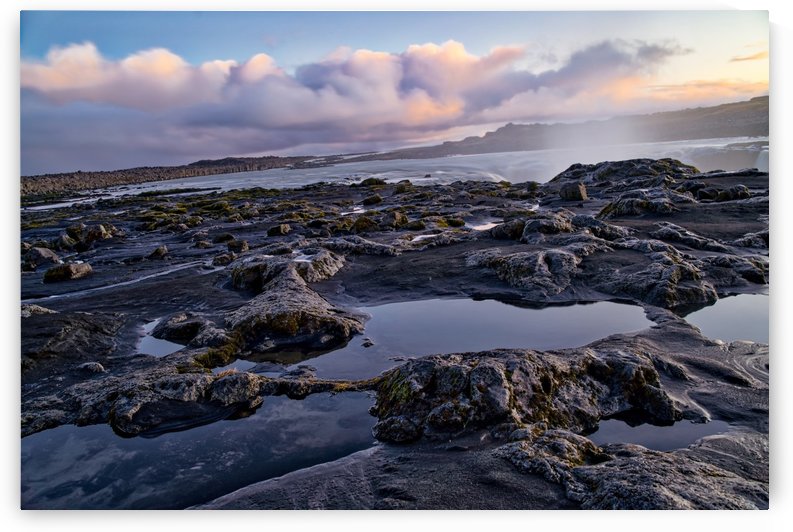 Mysterious rock formation beside the powerful Dettifoss by Jason Wen Bin TONG 