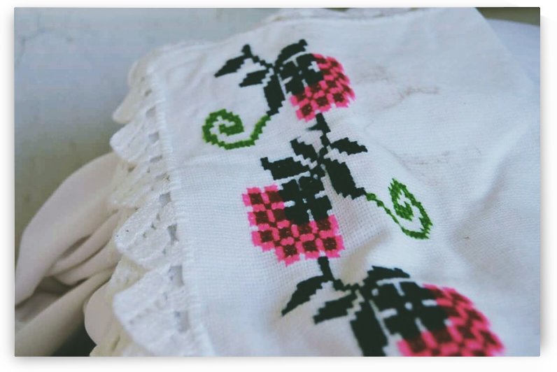 El Mantil by Violet S Ramos