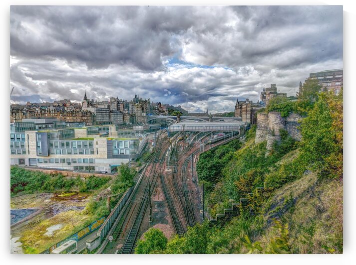Edinburgh Cityscape, Scotland by Assaf Frank