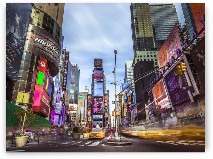 Traffic signal on broadway Times Square,  Manhattan, New York City by Assaf Frank