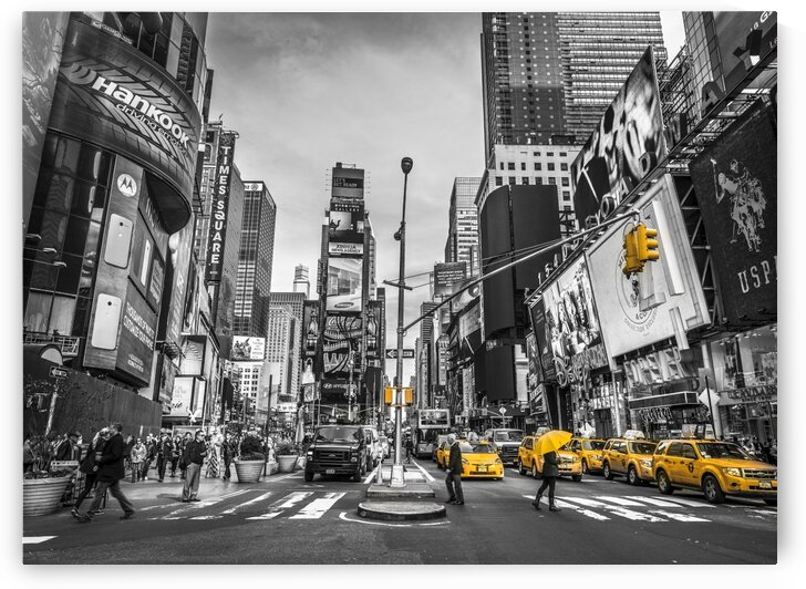 Traffic signal on broadway Times Square,  Manhattan, New York City by Assaf Frank