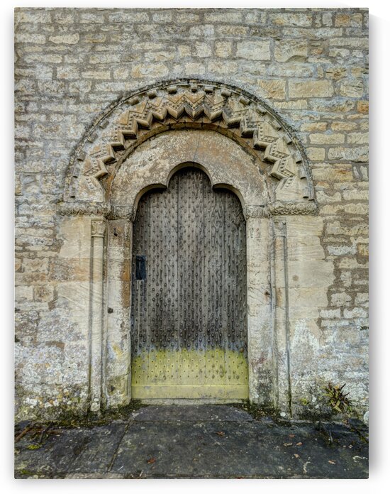 Front door of old cottage in Bibury,  Cotswold, UK by Assaf Frank