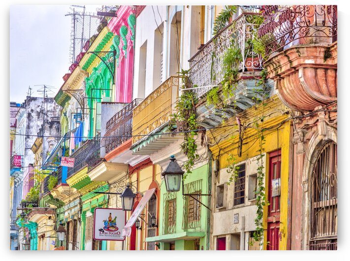 Colorful houses in Havana city, Cuba by Assaf Frank