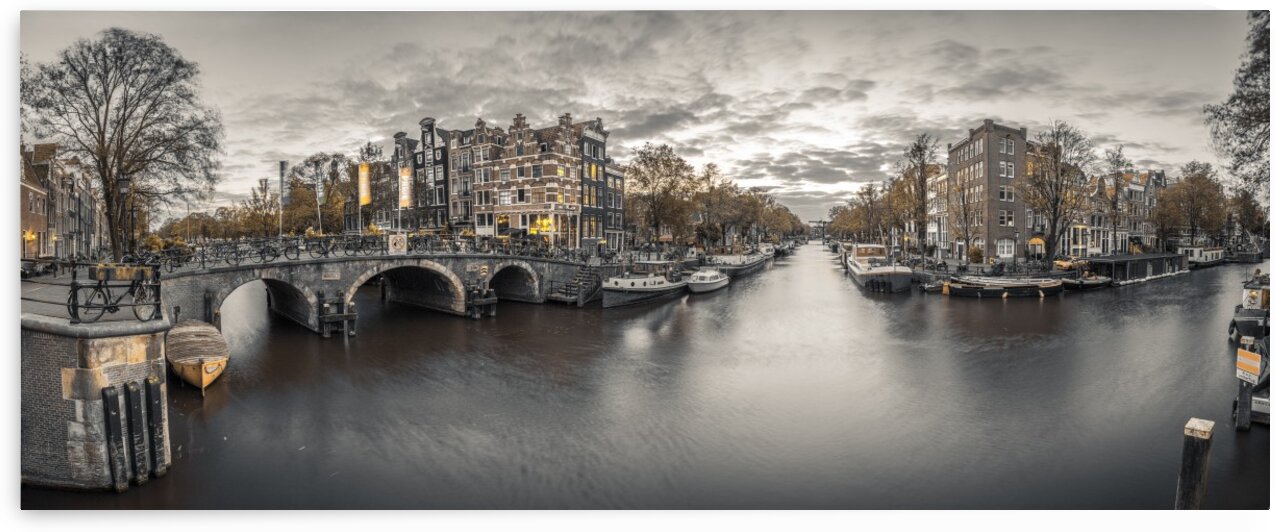 Amsterdam in evening by Assaf Frank