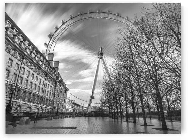 Millennium Wheel in city of London, UK by Assaf Frank