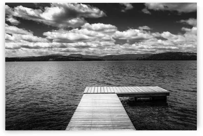 Quai sur le lac by Daniel Ouellette