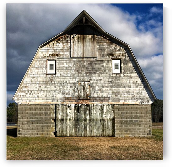 Old Barn with a Grin by Bill Swartwout Photography