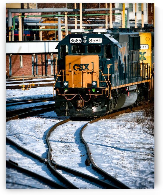 Locomotive CSX 8585 Engine in the Snow by Bill Swartwout Photography