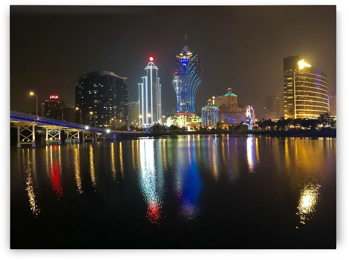 38112408 34A3 4EC3 B554 B23287984C2A by Andy W