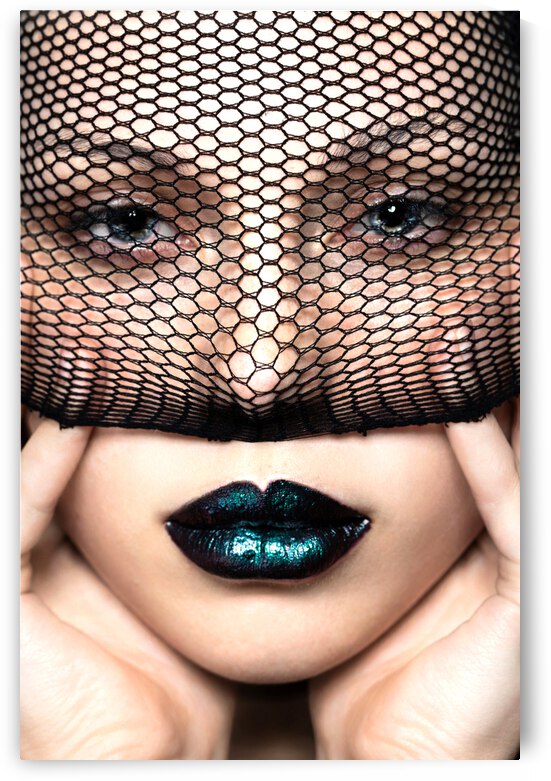 Liana portrait by 1x