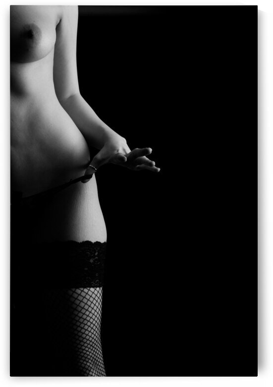 Female Body Curve by ArtaArts