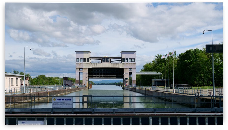 Lock on the Rhine by Cedric Doz