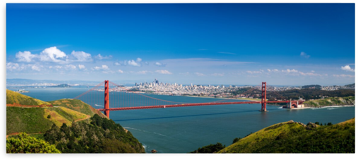 Panorama of the Golden Gate Bridge by Steve Heap
