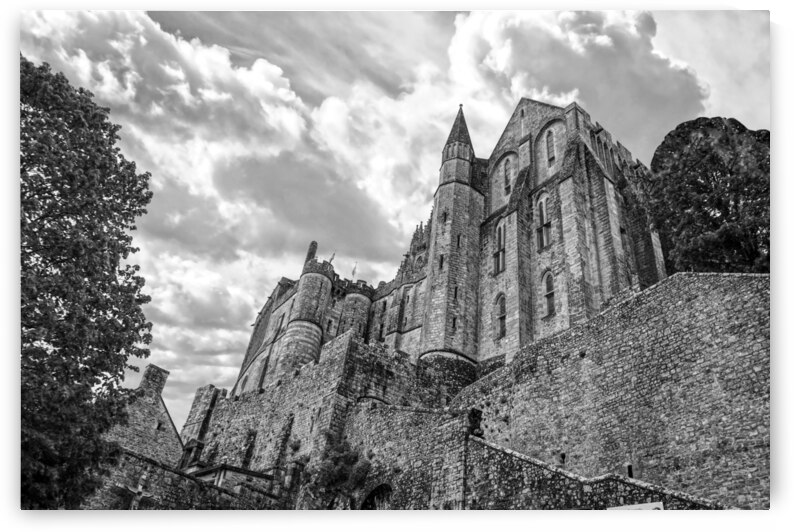 BW A Day at Mont Saint Michel 9 of 12 by 360 Studios