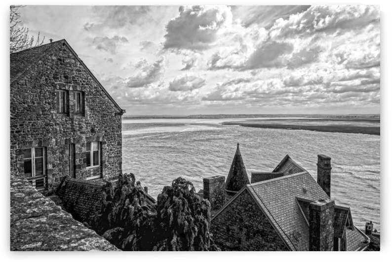 BW A Day at Mont Saint Michel 11 of 12 by 360 Studios