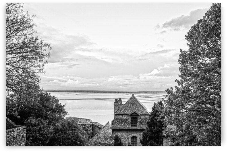 BW A Day at Mont Saint Michel 10 of 12 by 360 Studios