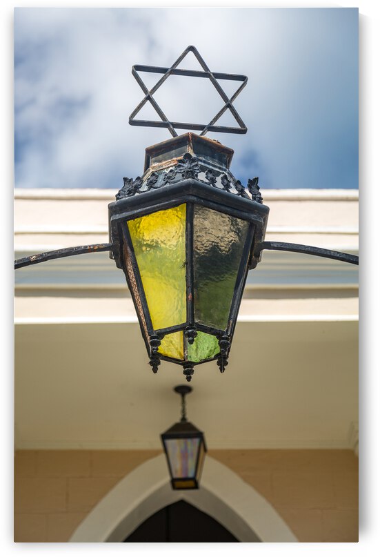 Antique lamp at entrance to synagogue by Steve Heap