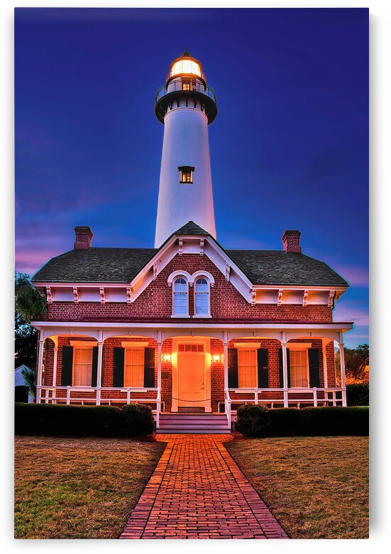 ST SIMONS ISLAND LIGHTHOUSE GA by Ercan Ekinci