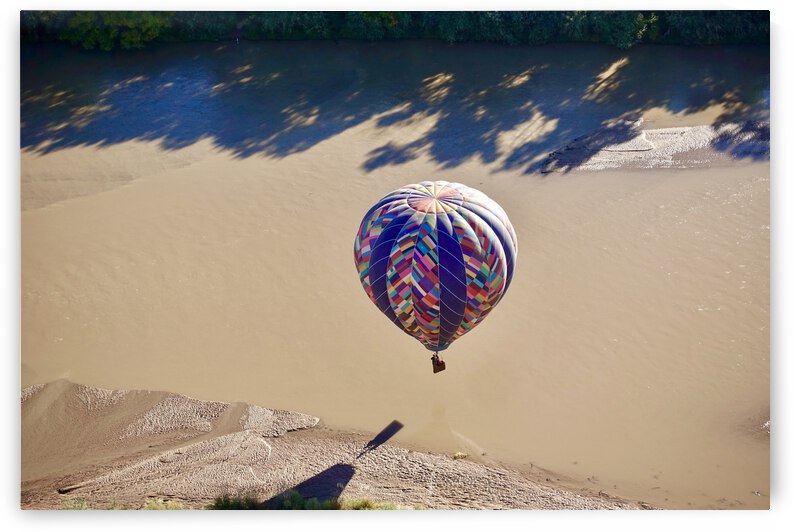 Floating - Balloon Festival - New Mexico 2017 by GAIA PHOTO CO