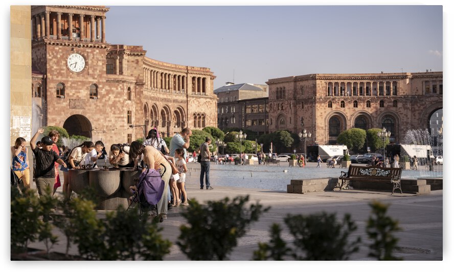 Hraparak Yerevan Pulpulak by Jean Dzhermakyan