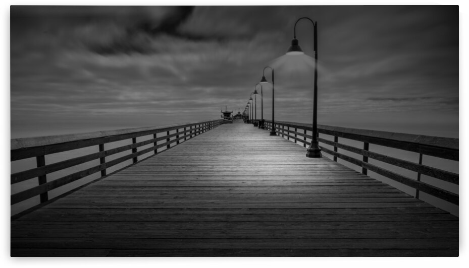 DJ 07096 LRG BW by Darren Jackson