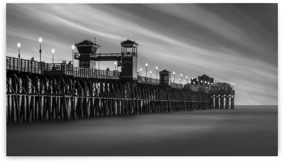 DJ 07410 LRG BW lrg scale 3 00x by Darren Jackson