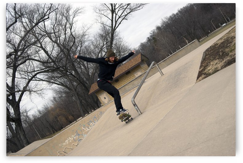 000018 by Grayton Media