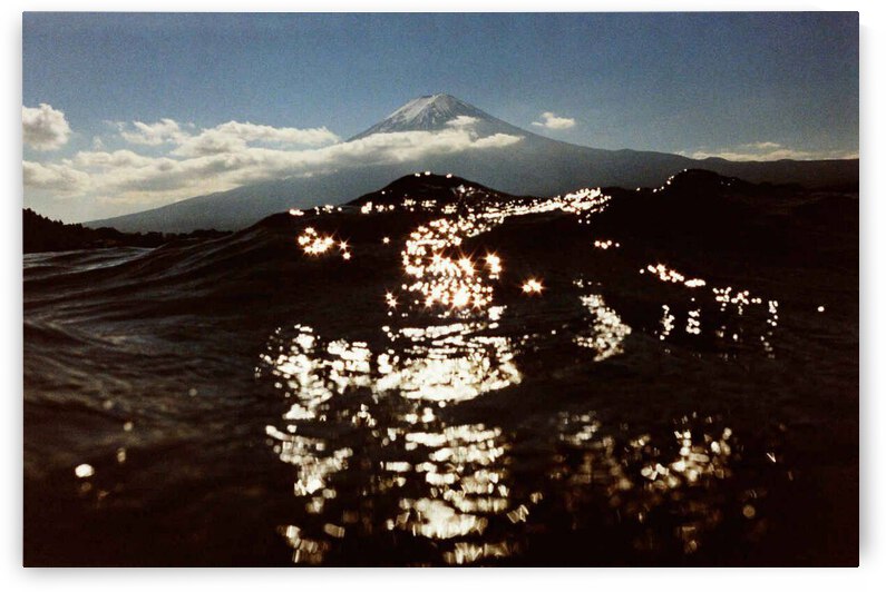 653128D5 9D5C 40A3 9EFE 8DAFC88E1E1B by Chromatic Magic