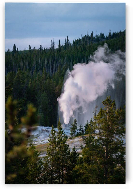 Beehive Geyser by Noah Lang