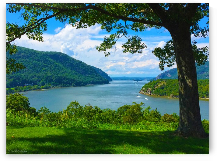 Blue Skies over the Hudson by Michele Milano Arts