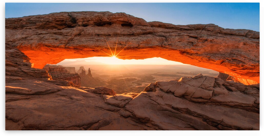 Mesa Arch Canyonlands by Dutch Photographer