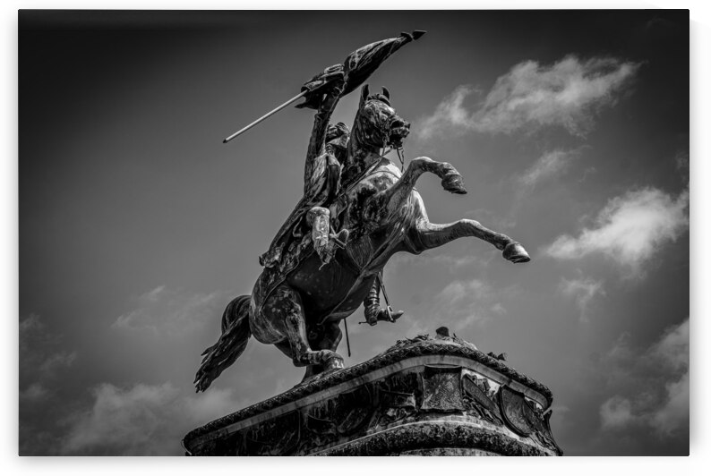 Vstatue1FULL by GK Art Shots