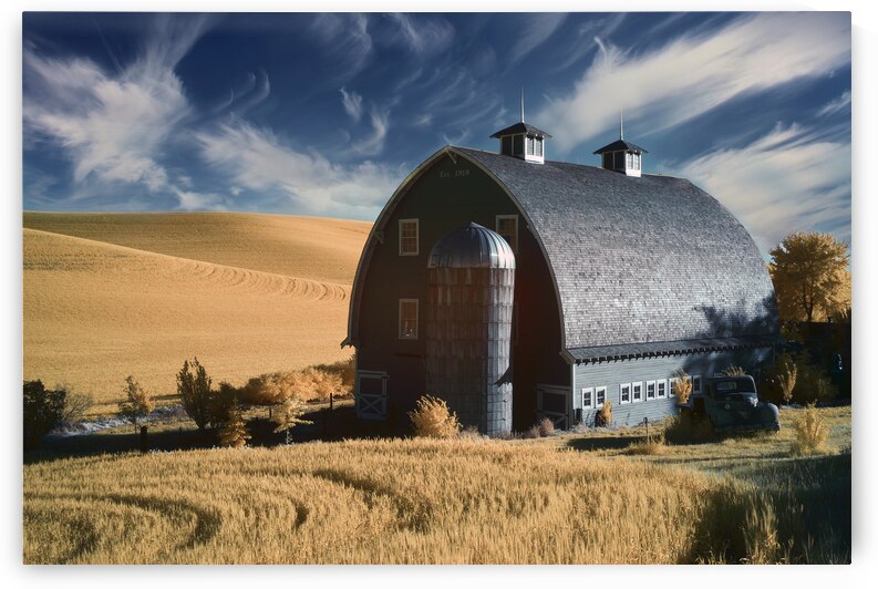 Barn in Palouse by Images By Jon Evan