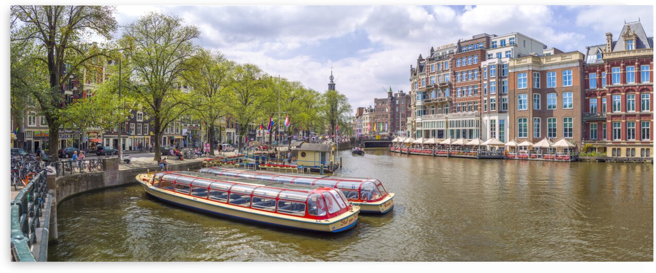 Amsterdam Canal by Assaf Frank