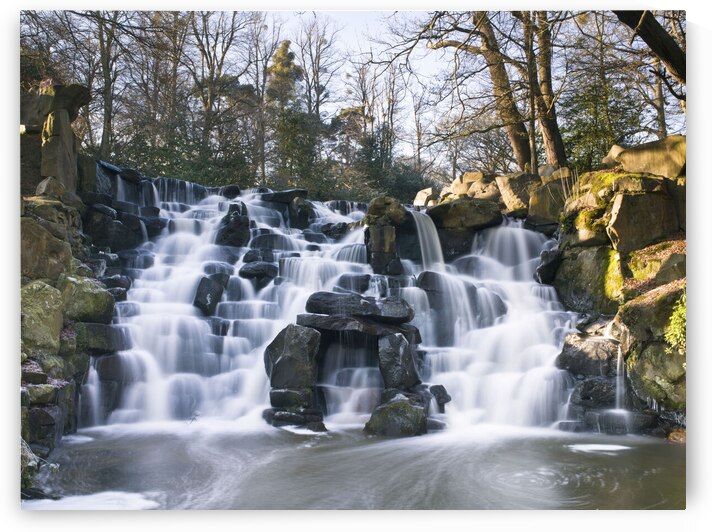 Waterfall at winter by Assaf Frank