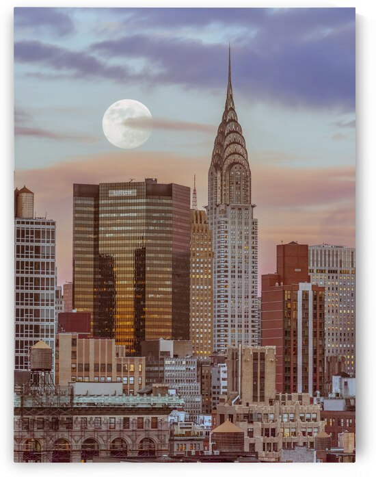 Chrysler Building by Assaf Frank