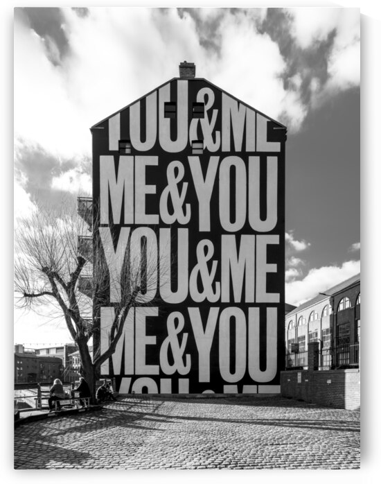 Mural on building exterior by Assaf Frank