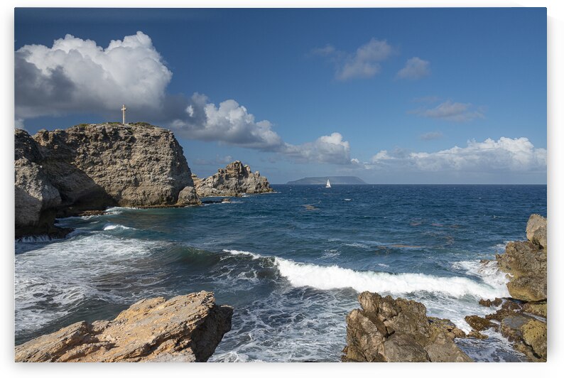 La croix et le voilier by Sophie Thibault