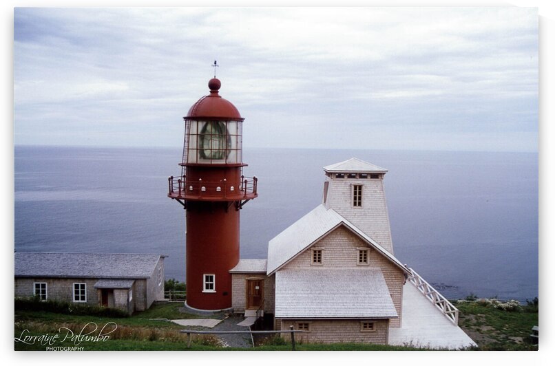 Pointe-a-la-Renommee Lighthouse by Palumbo Photography