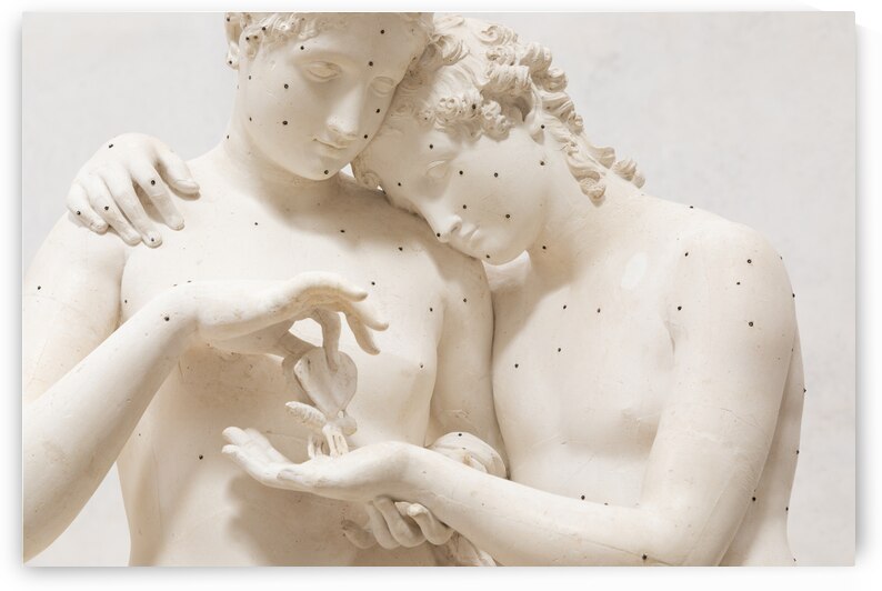 Cupid and Psyche statue by sculptor Antonio Canova 1800. Sensua by Paolo Modena