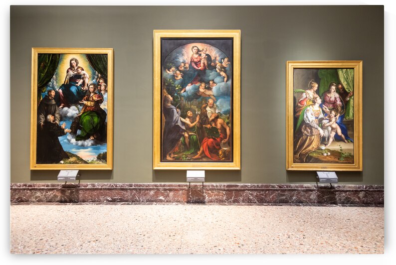 Brera antique painting museum interior. Vintage art exibition e by Paolo Modena