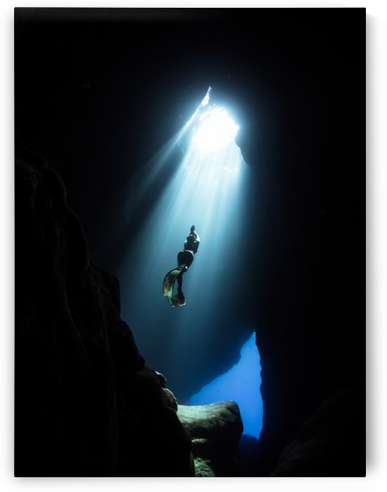 dark cave ver by Cullen Kamisugi