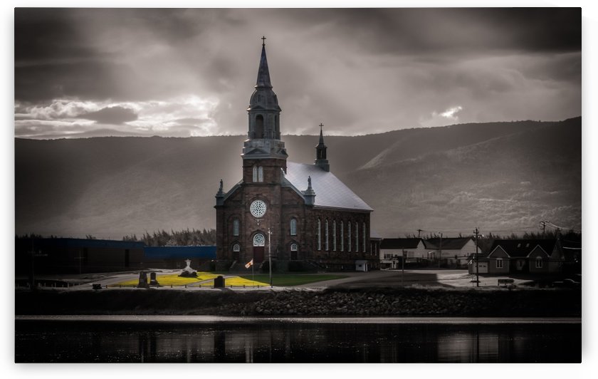 Eglise saint-Pierre by Lisa Poirier
