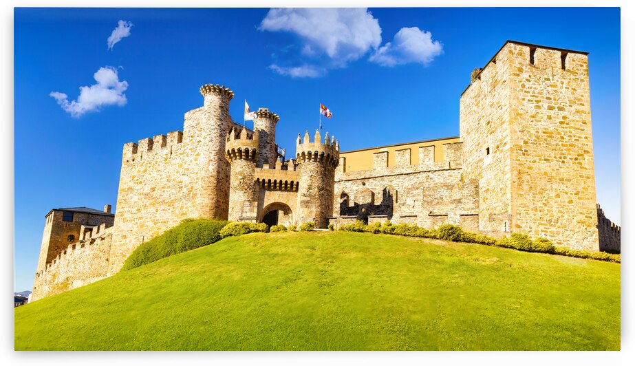 Majesty of Ponferrada Castle - CR2210-8163-ORT by JordiCarrio